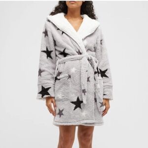 PJ Salvage Plush Star Hooded Robe Medium Cozy Pockets Belt Tie Bath Lounge Warm